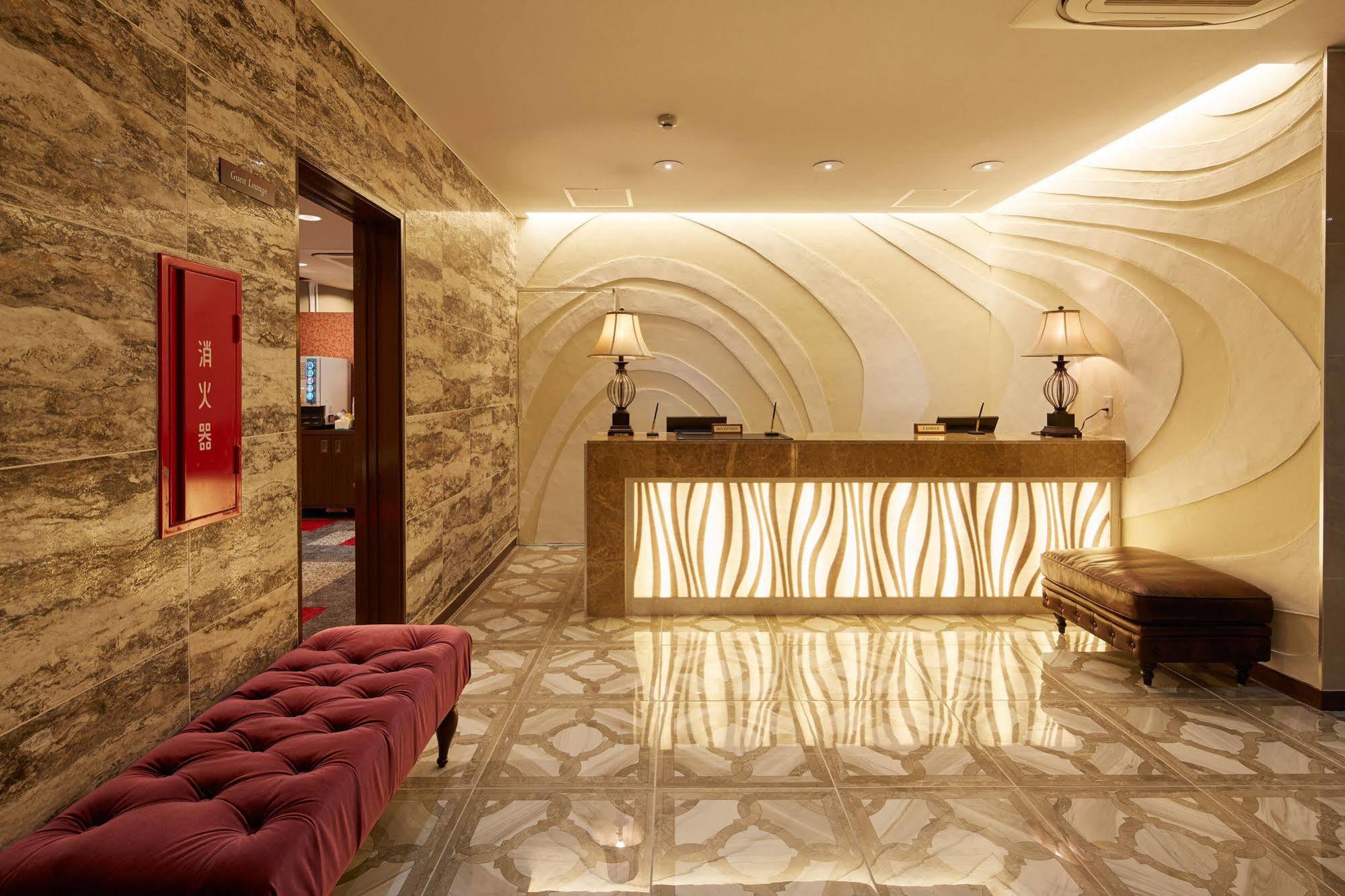 Centurion Hotel Resort Okinawa Nago City Exterior foto